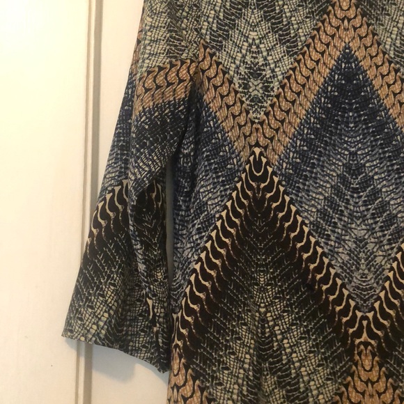 Patterned shift dress - Picture 2 of 3